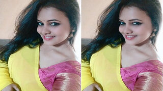 Hot Desi Model Priya Gamre Masturbating | Viral MMS Desi