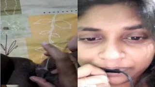 Desi Girl Fingering Her Wet Pussy | Viral MMS Desi