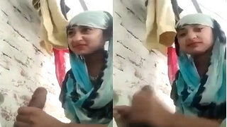 Sexy Desi Girl Sucking Lover Dick | Viral MMS Desi