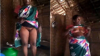 Desi Tamil Wife Shows Her Boobs And Pussy | Viral MMS Desi