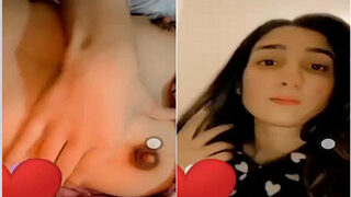 Desi Girl Shows Boobs | Viral MMS Desi