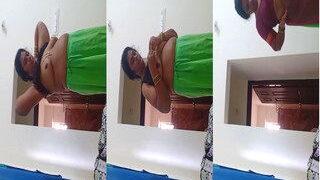 Desi Bhabhi Changing Cloths | Viral MMS Desi