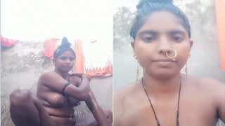 Desi Vlg Bahbhi Bathing | Viral MMS Desi