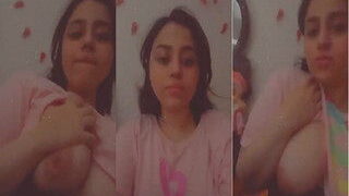 Desi Girl Pressing Her Big Boobs | Viral MMS Desi