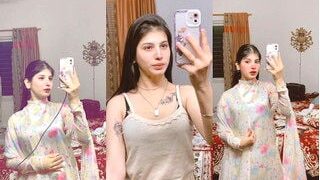 Sexy Tiktokar Shows Boobs | Viral MMS Desi