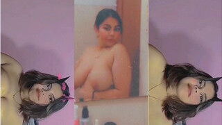 Sexy Desi Girl Shows Her Big Boobs | Viral MMS Desi